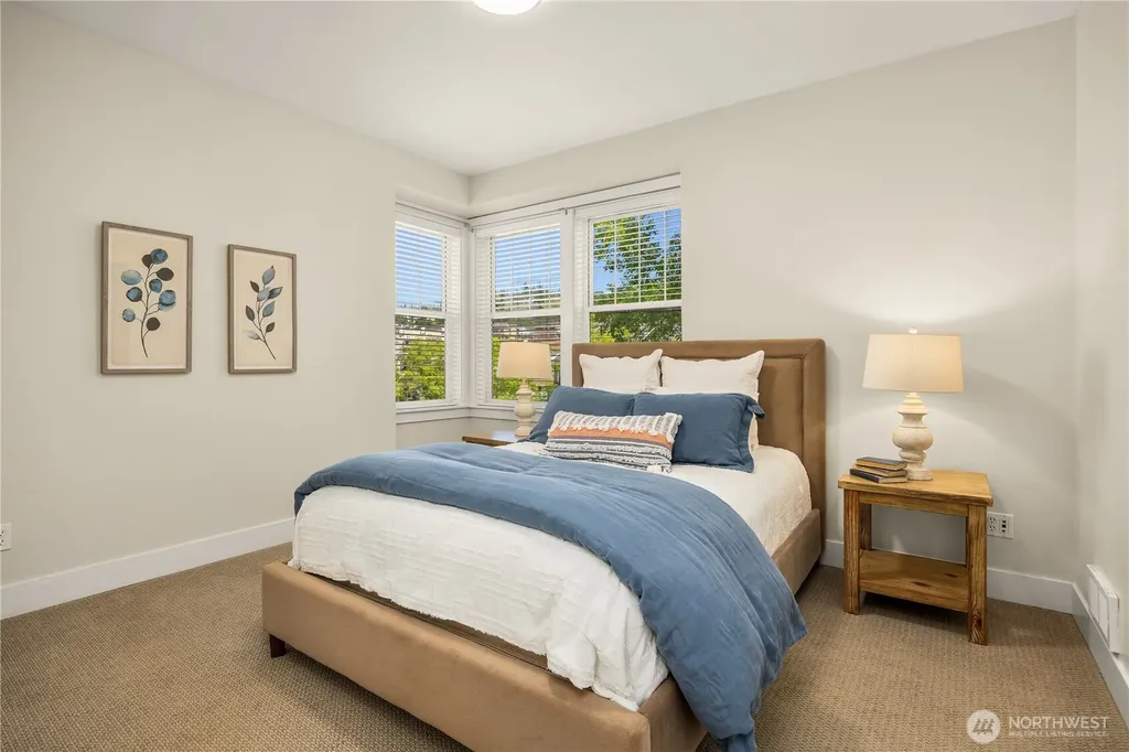 1186 NE Park Drive NE Issaquah WA 98029