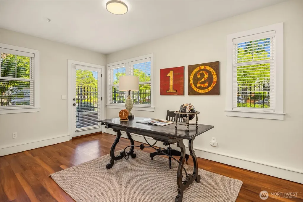1186 NE Park Drive NE Issaquah WA 98029