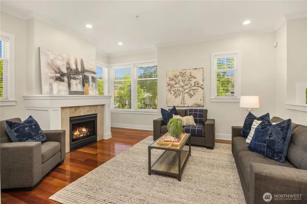 1186 NE Park Drive NE Issaquah WA 98029