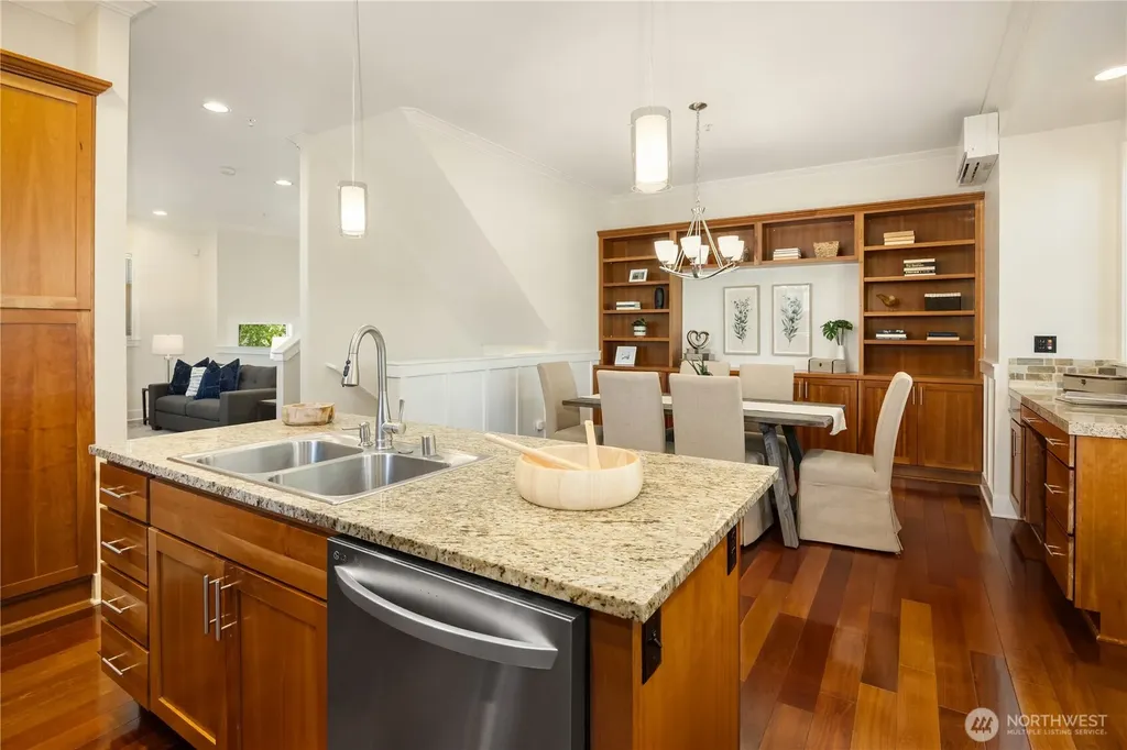 1186 NE Park Drive NE Issaquah WA 98029
