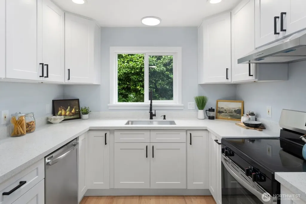 5332 S Wallace Street Seattle WA 98178