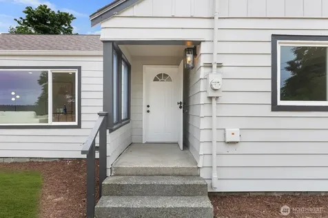 5332 S Wallace Street Seattle WA 98178
