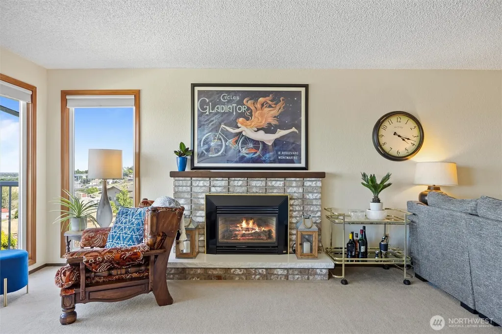 703 S 48th Avenue West Richland WA 99353