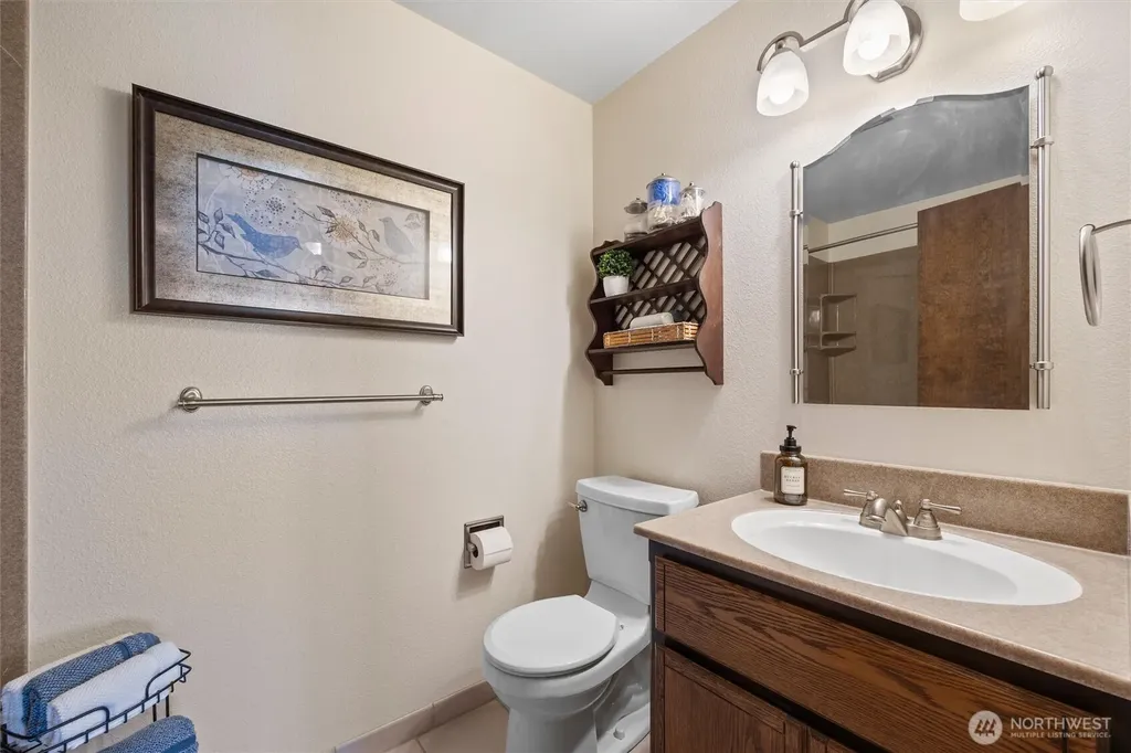 703 S 48th Avenue West Richland WA 99353