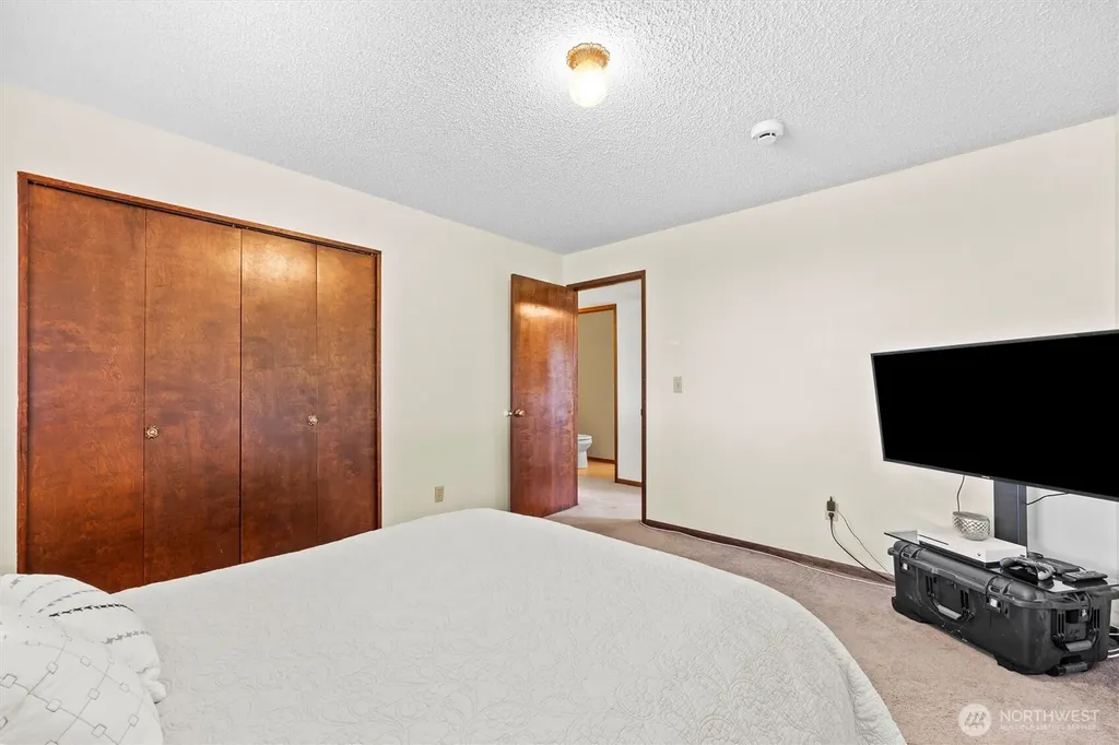 703 S 48th Avenue West Richland WA 99353