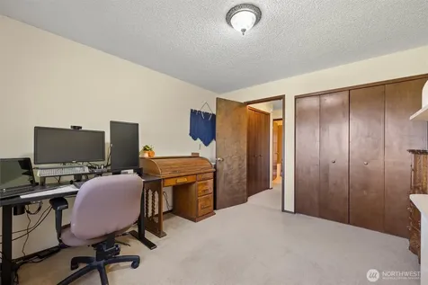703 S 48th Avenue West Richland WA 99353