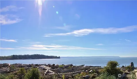 846 Livingston Bay Shore Drive Camano Island WA 98282