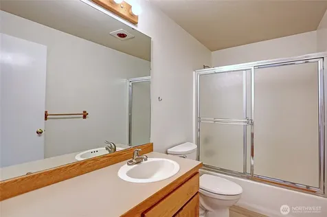 846 Livingston Bay Shore Drive Camano Island WA 98282