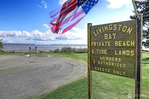 846 Livingston Bay Shore Drive Camano Island WA 98282