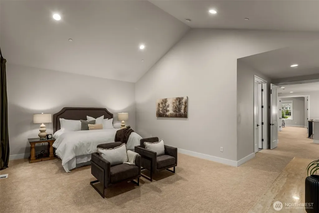 24480 NE 19th Place Sammamish WA 98074