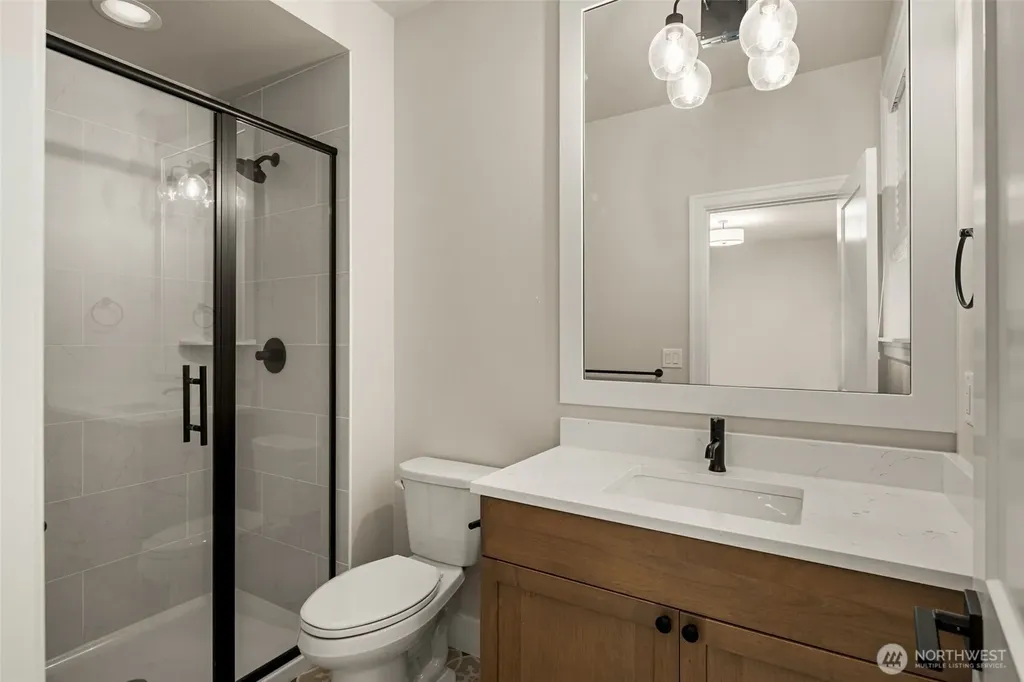 24480 NE 19th Place Sammamish WA 98074