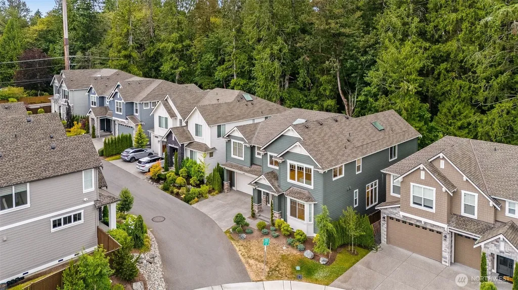24480 NE 19th Place Sammamish WA 98074