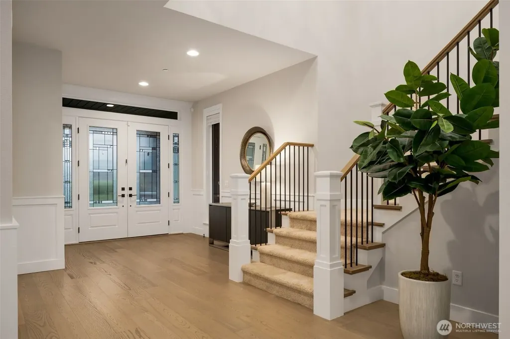 24480 NE 19th Place Sammamish WA 98074