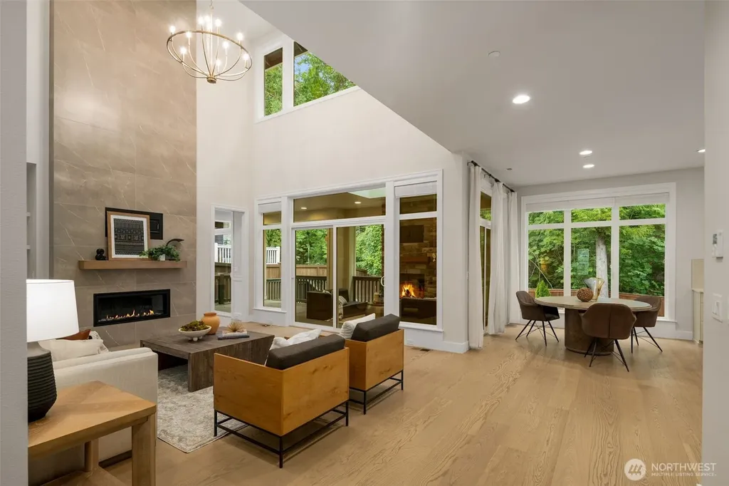 24480 NE 19th Place Sammamish WA 98074