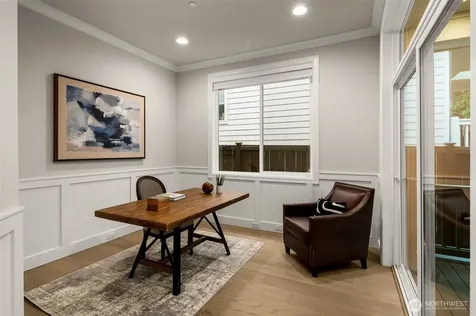 24480 NE 19th Place Sammamish WA 98074