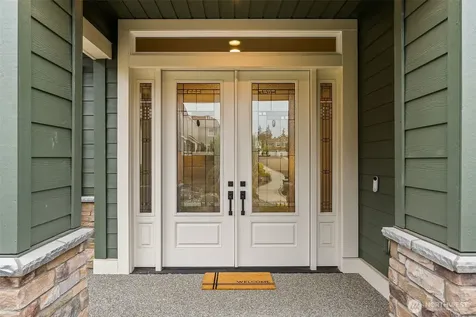 24480 NE 19th Place Sammamish WA 98074