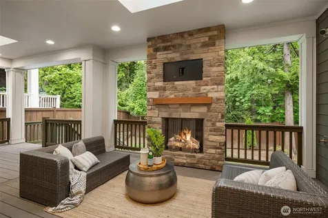 24480 NE 19th Place Sammamish WA 98074