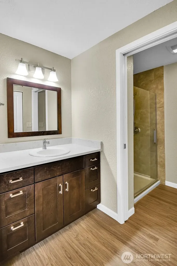 1113 5th Avenue S Edmonds WA 98020