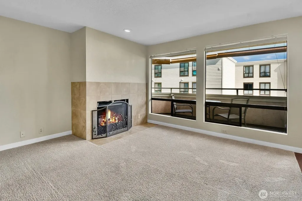 1113 5th Avenue S Edmonds WA 98020