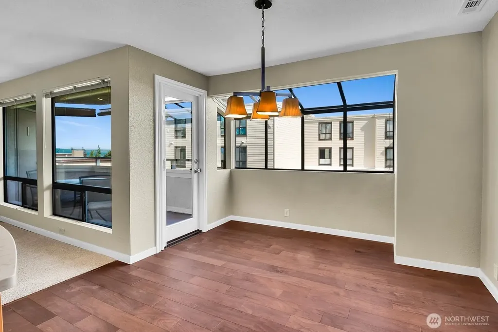 1113 5th Avenue S Edmonds WA 98020