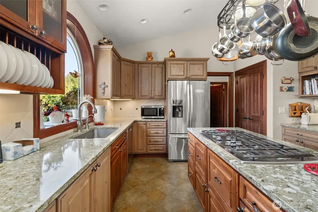1471 E Webb Hill Road Union WA 98592
