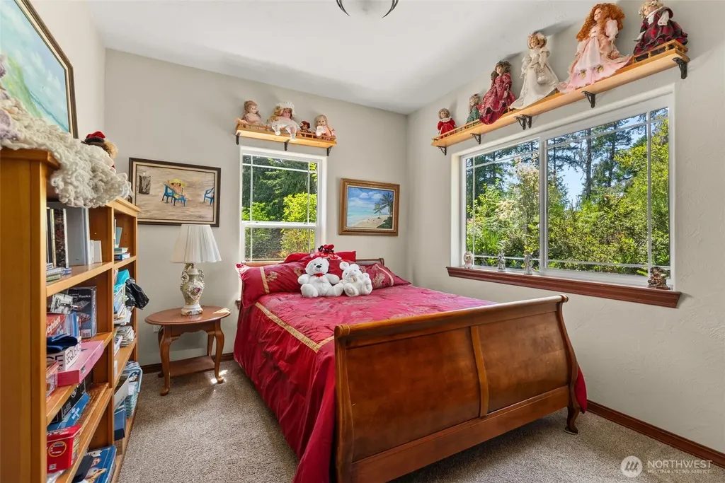 1471 E Webb Hill Road Union WA 98592