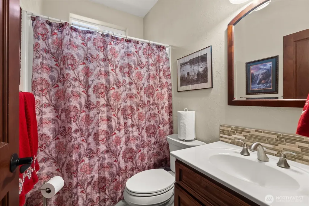 1471 E Webb Hill Road Union WA 98592