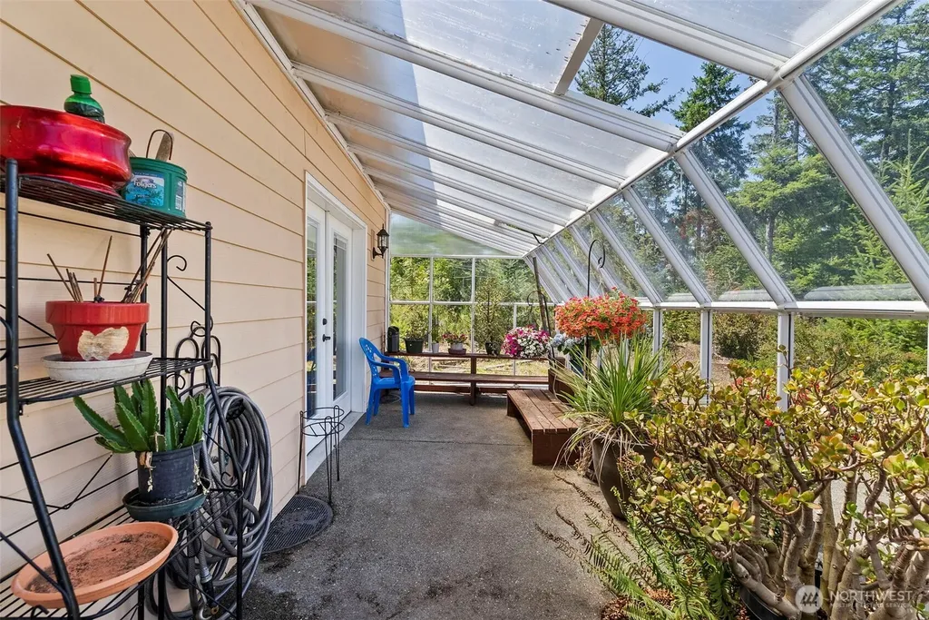 1471 E Webb Hill Road Union WA 98592