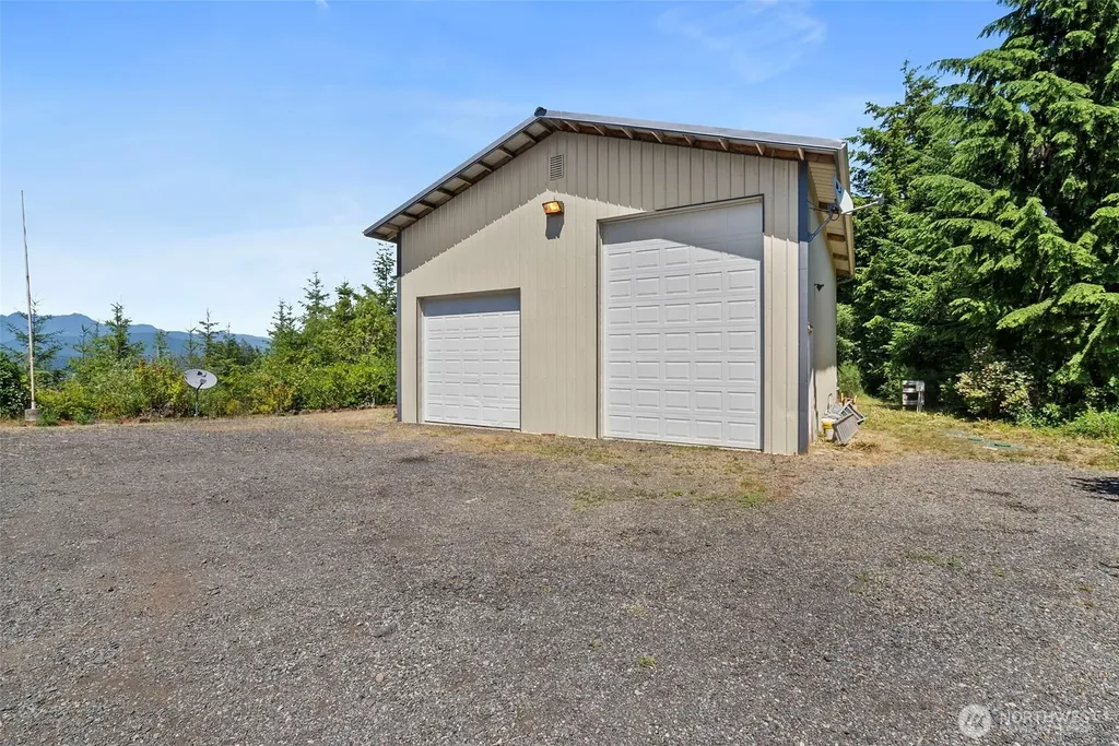 1471 E Webb Hill Road Union WA 98592