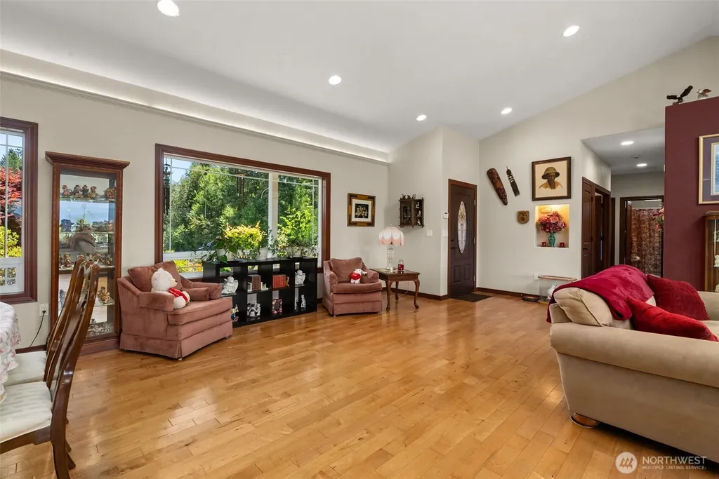 1471 E Webb Hill Road Union WA 98592
