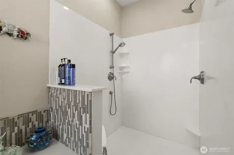 1471 E Webb Hill Road Union WA 98592