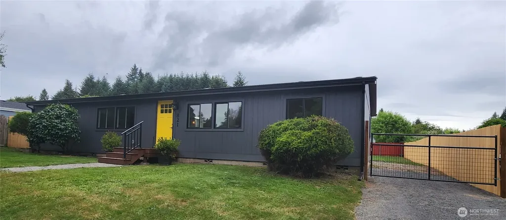 821 G Street Vader WA 98593