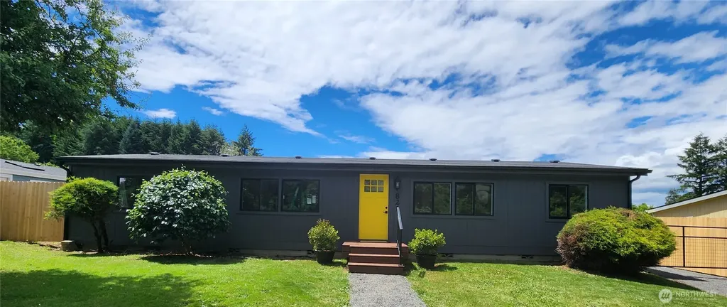 821 G Street Vader WA 98593