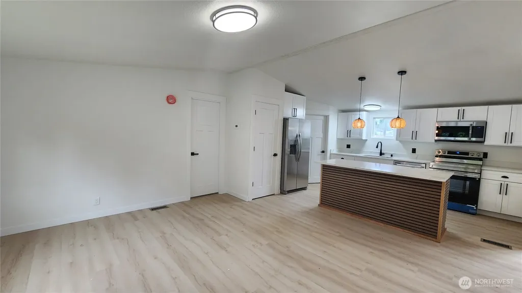 821 G Street Vader WA 98593