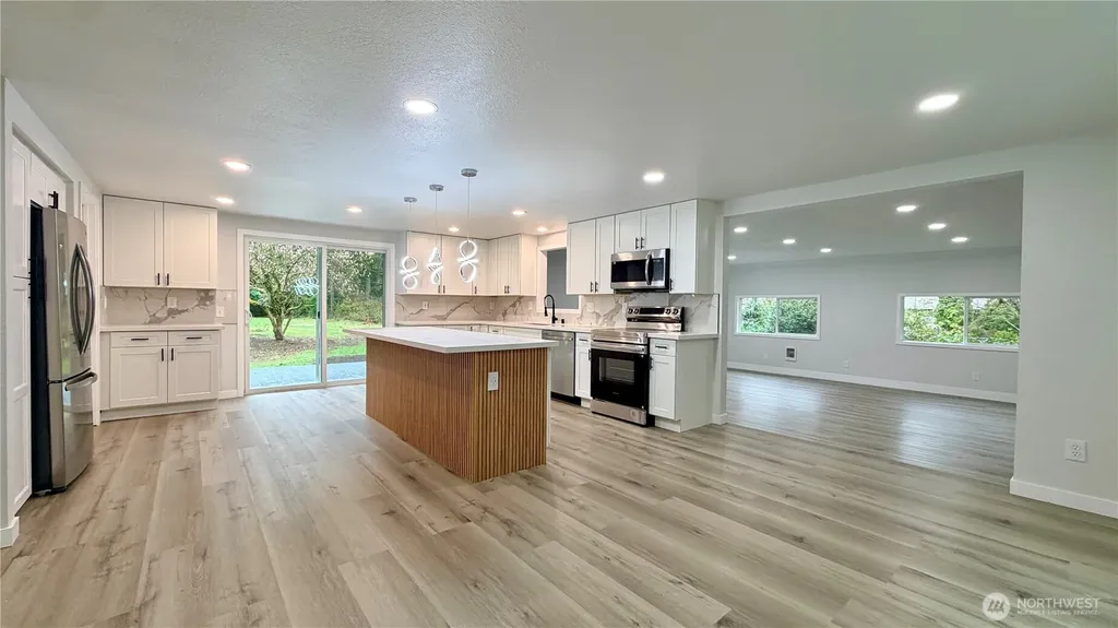 11 Webb Road SW Lakebay WA 98349