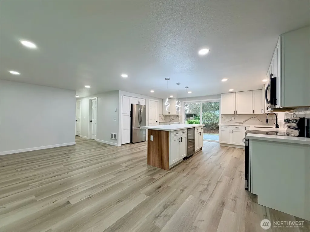 11 Webb Road SW Lakebay WA 98349