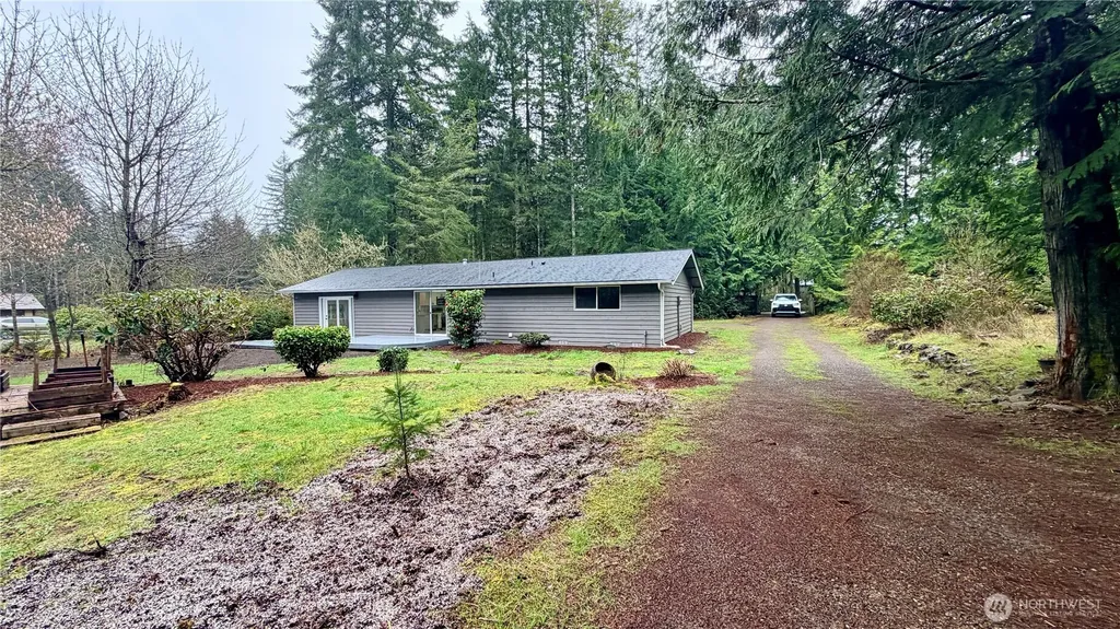 11 Webb Road SW Lakebay WA 98349
