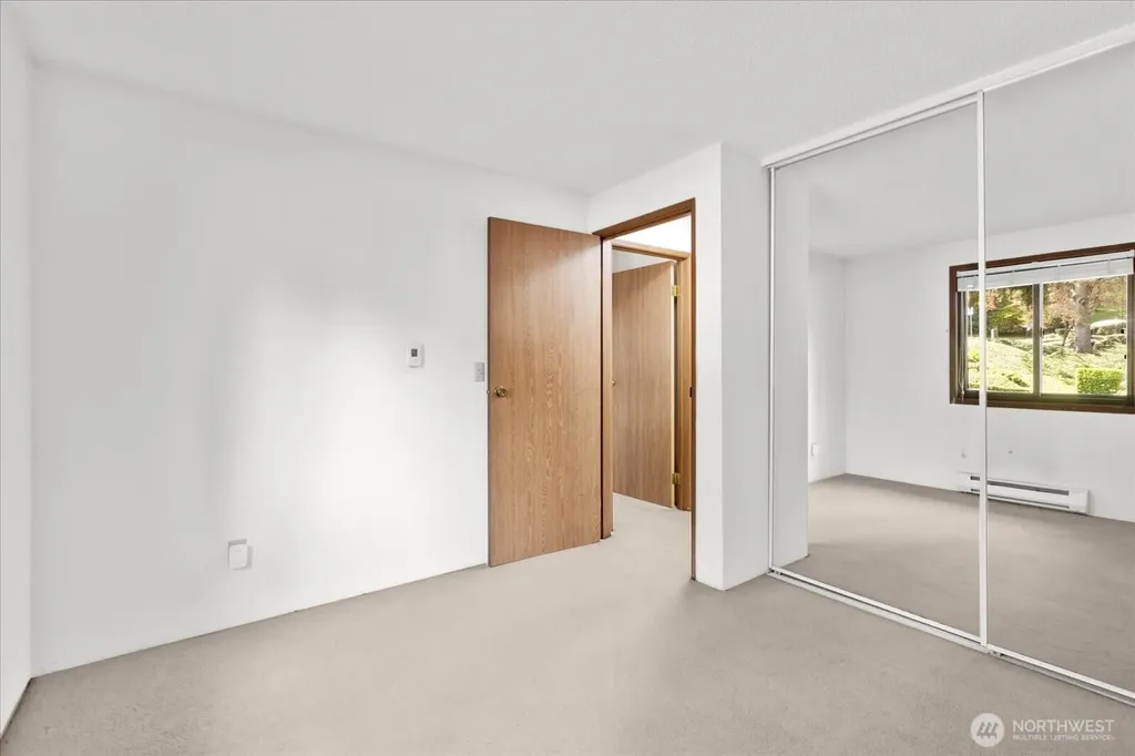 11615 127th Lane NE Kirkland WA 98034