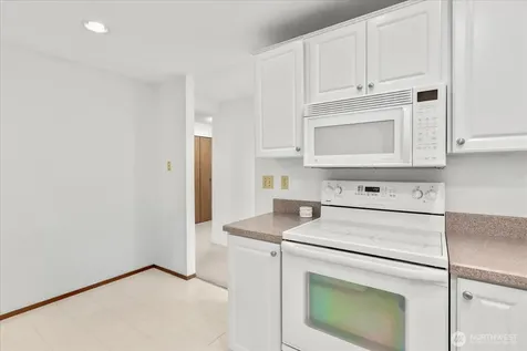 11615 127th Lane NE Kirkland WA 98034