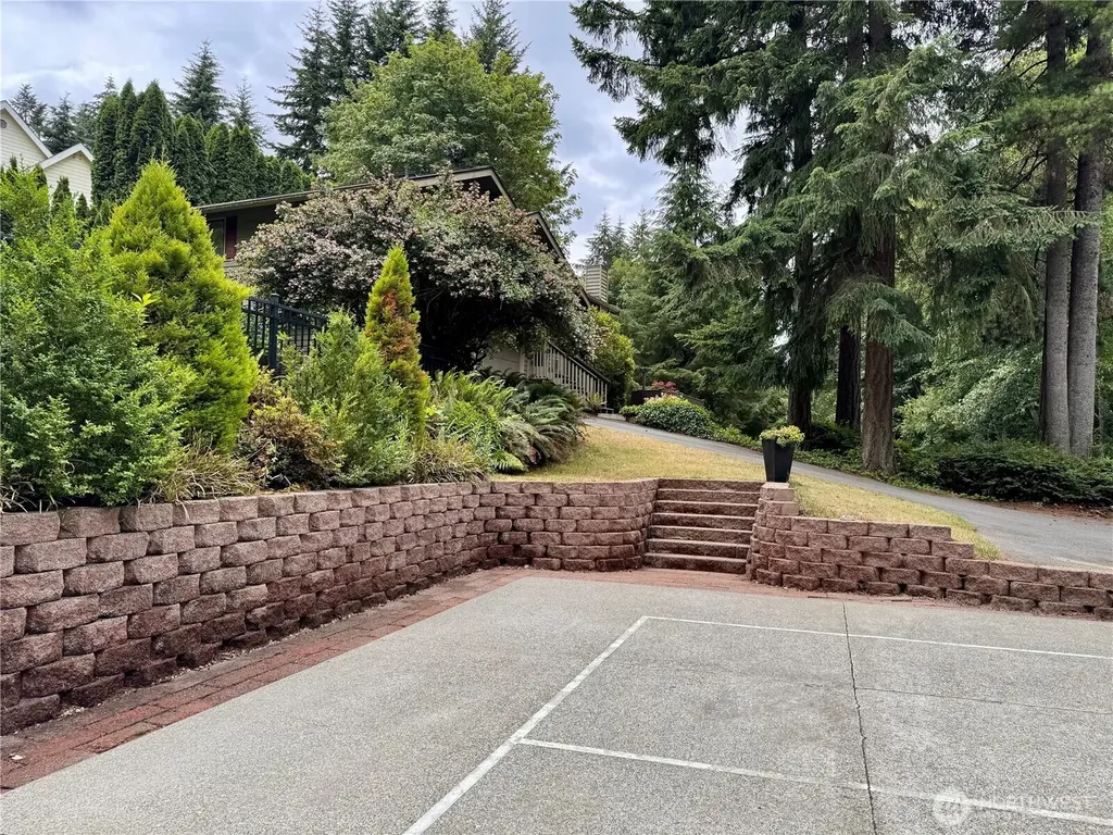 2101 NE William E Sutton Road Bremerton WA 98311