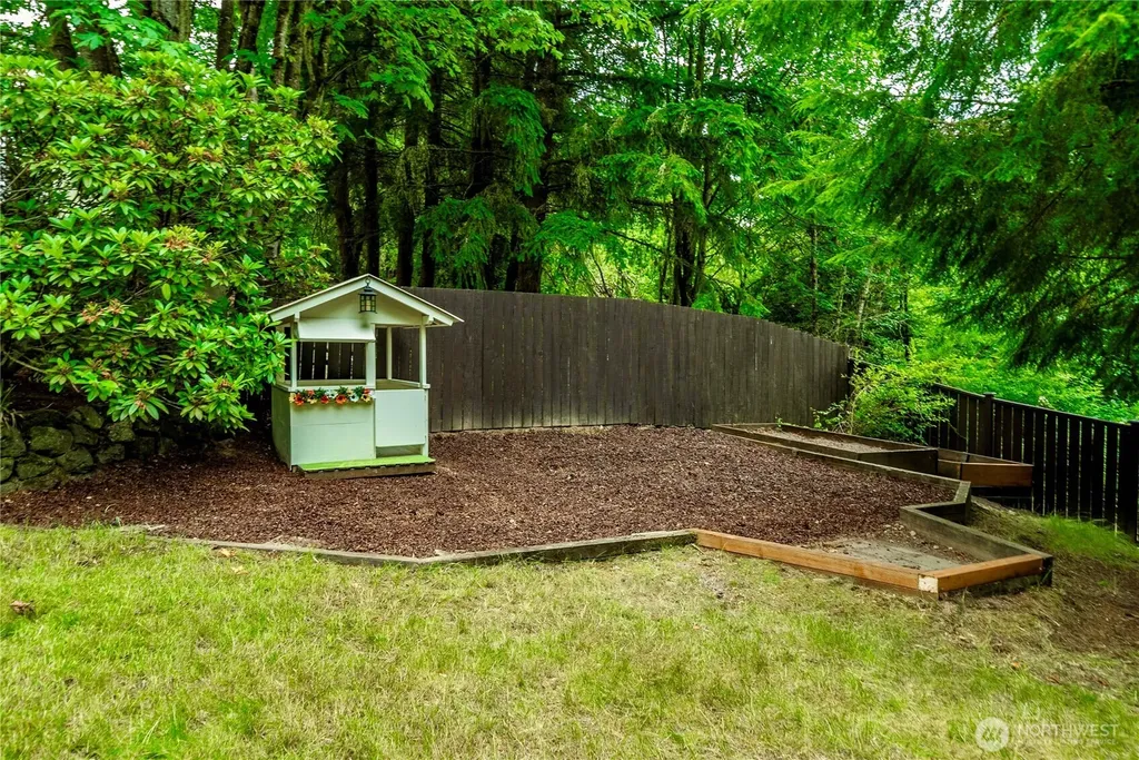 2101 NE William E Sutton Road Bremerton WA 98311
