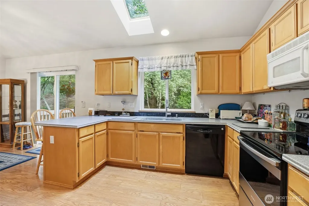 19910 SE 260th Court Covington WA 98042