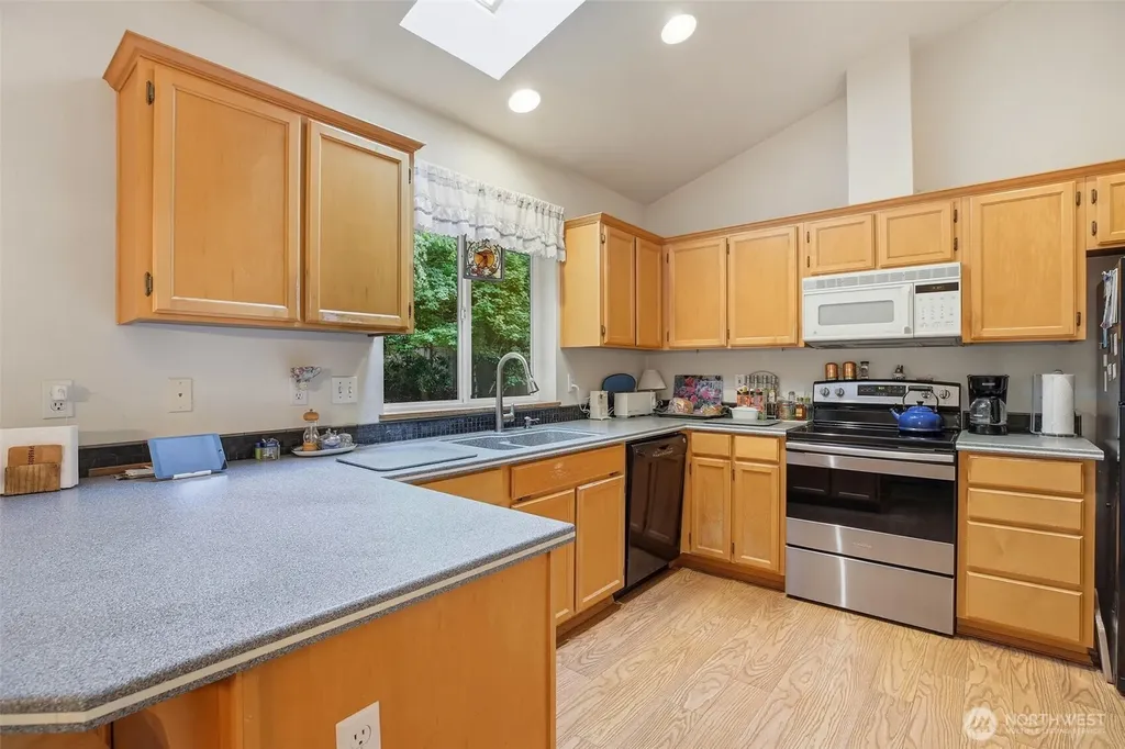 19910 SE 260th Court Covington WA 98042