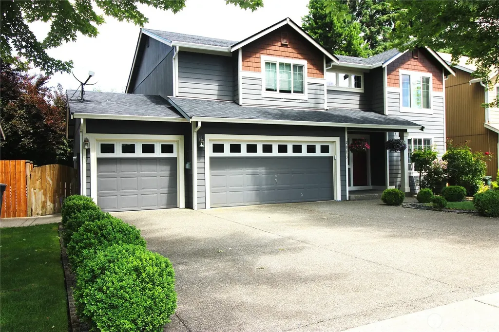2013 103 Street E Tacoma WA 98445