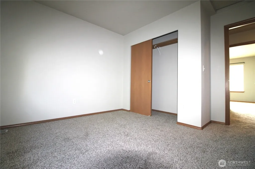 2013 103 Street E Tacoma WA 98445