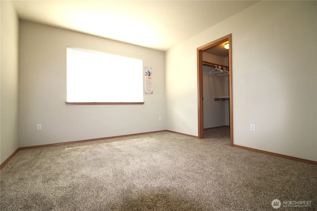 2013 103 Street E Tacoma WA 98445
