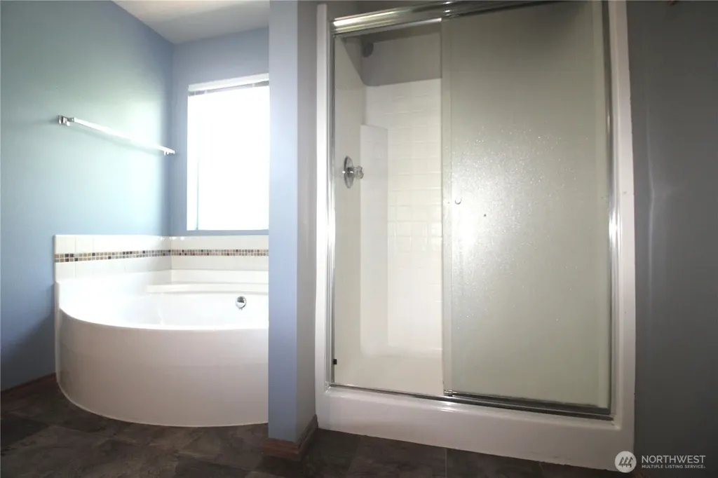2013 103 Street E Tacoma WA 98445