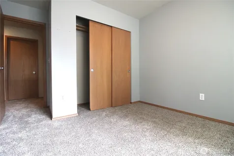 2013 103 Street E Tacoma WA 98445