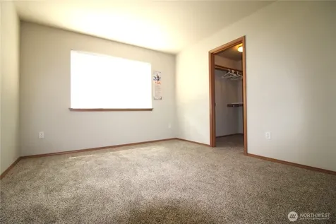 2013 103 Street E Tacoma WA 98445
