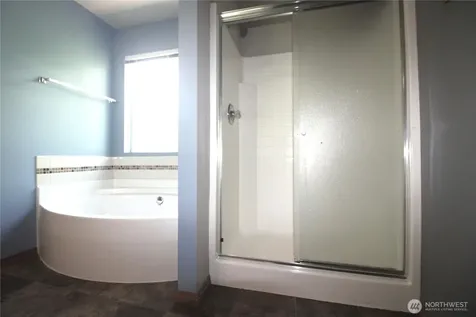 2013 103 Street E Tacoma WA 98445